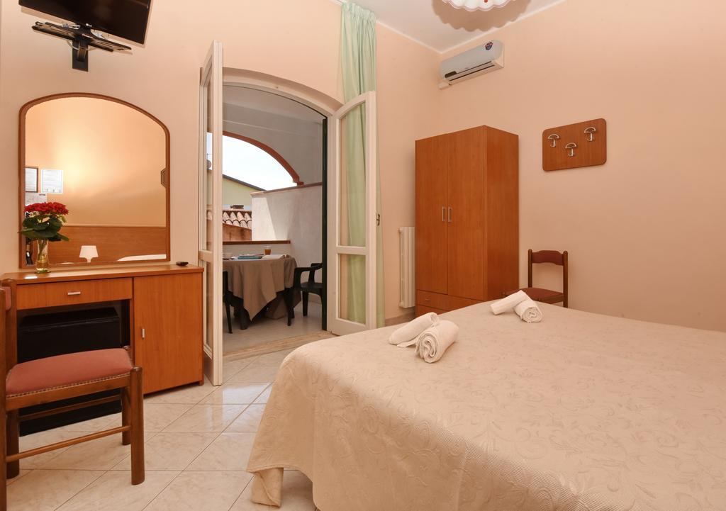 סנטה מריה די קסטלבאטה Hotel Costa D'Oro מראה חיצוני תמונה
